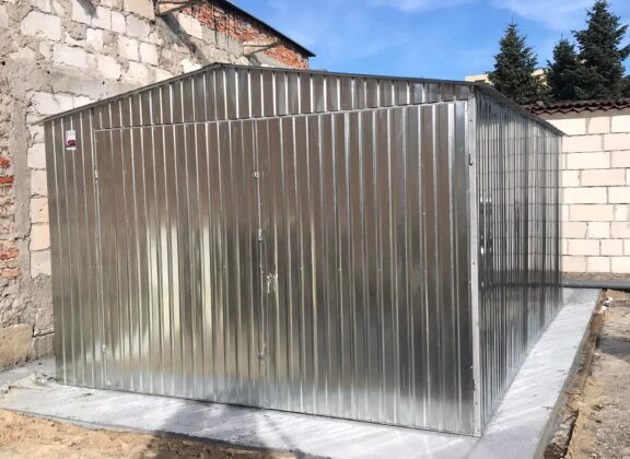GARAŻ BLASZANY 4×5 DWUSPAD OCYNK