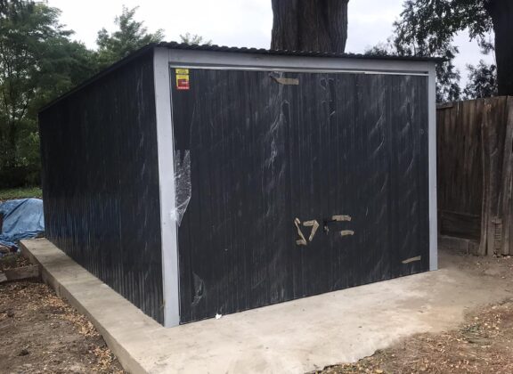GARAŻ 3×5 GRAFIT, Brama podnoszona